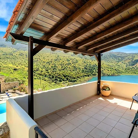 Du Alpha Privater Pool